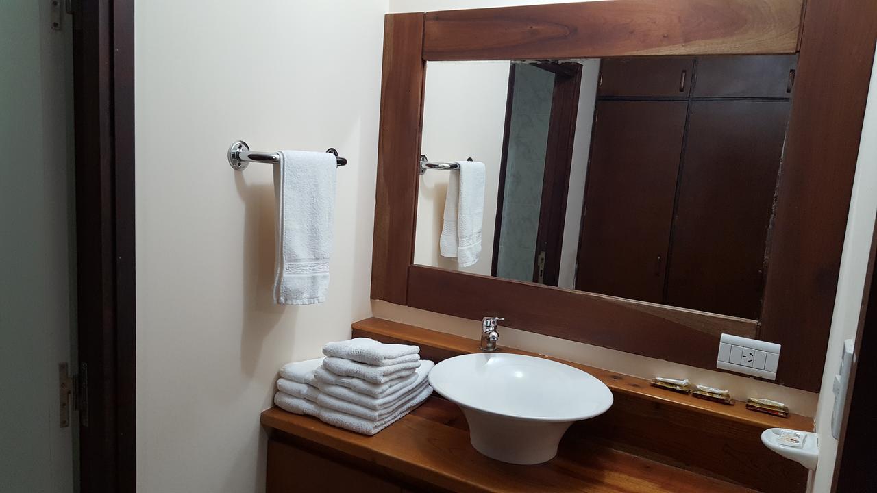 Hotel Mora ลอส อันติกวอส ภายนอก รูปภาพ